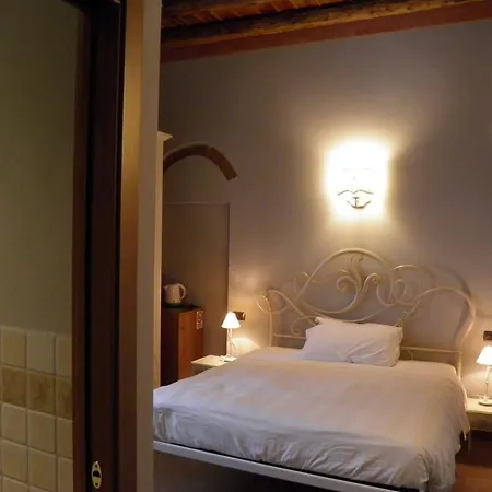 Bed and breakfast In Centro Charme 4*