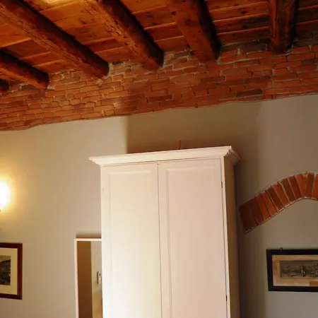 In Centro Charme 4* بيرغامو