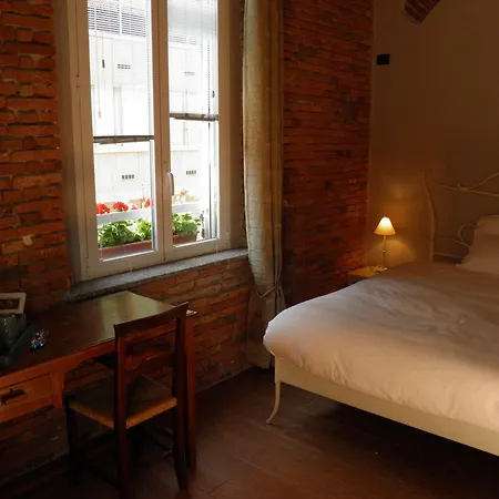 In Centro Charme Bed & Breakfast