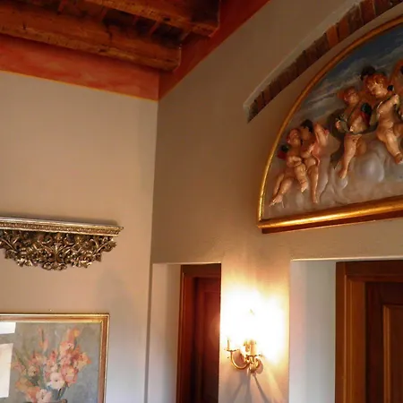 In Centro Charme Bed & Breakfast 3*